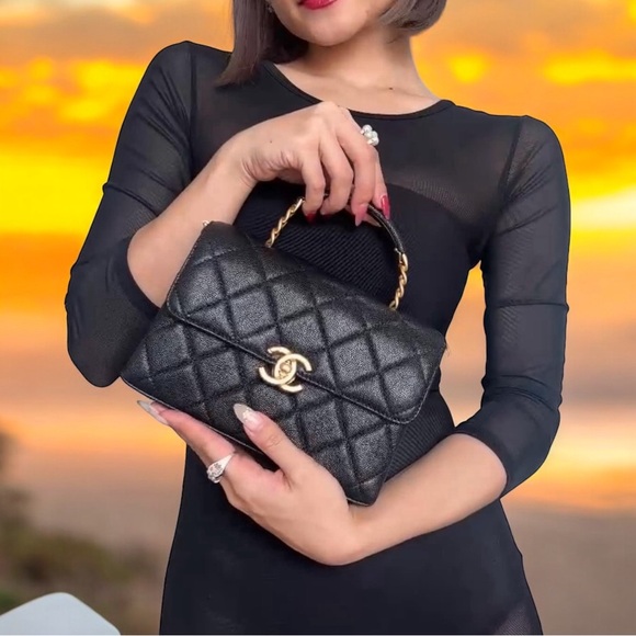 CHANEL 23S Classic Top  Handle Flap Black Caviar Leather Gold HWR Small Bag! - Picture 15 of 16